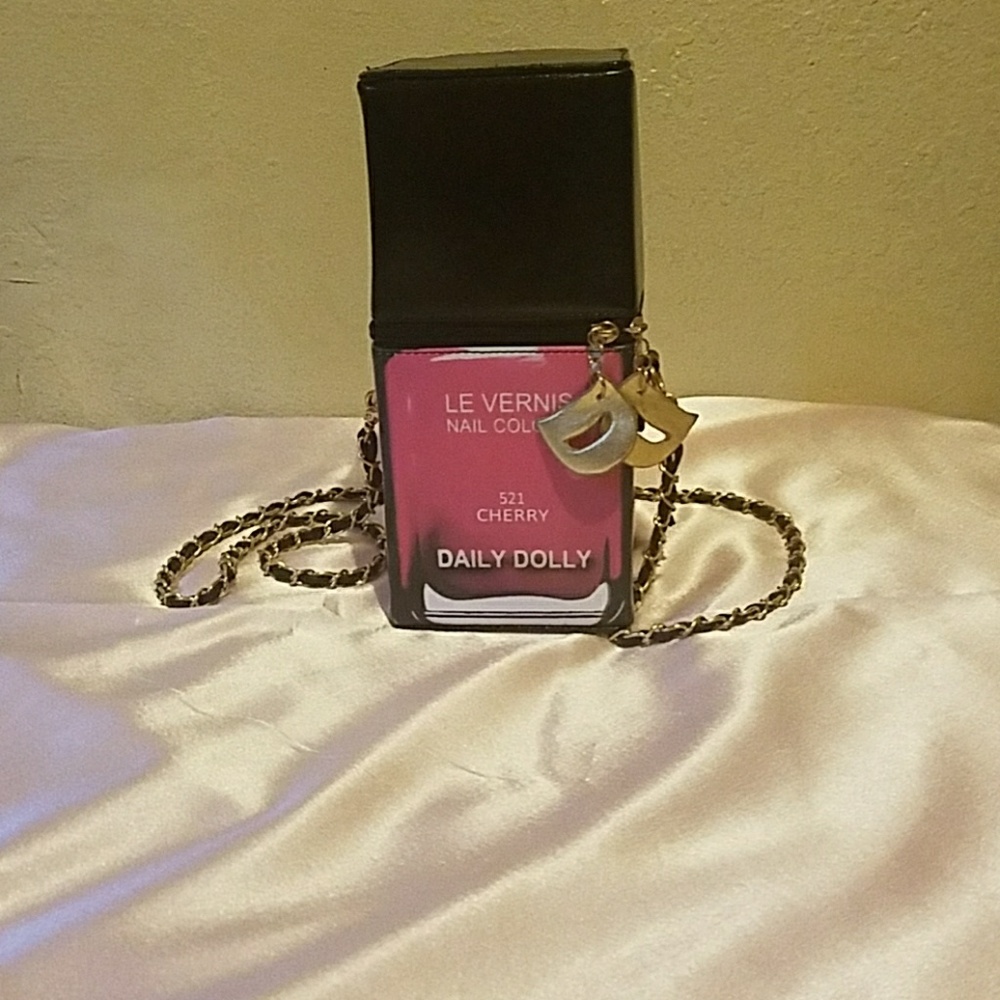 Novelty purse( pink nail polish shape)