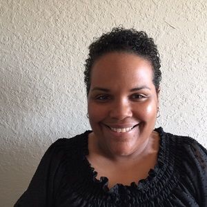 Meet your Posher, Candace