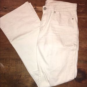BCBG white jean pants size 31
