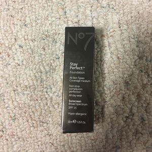 No 7 stay perfect foundation