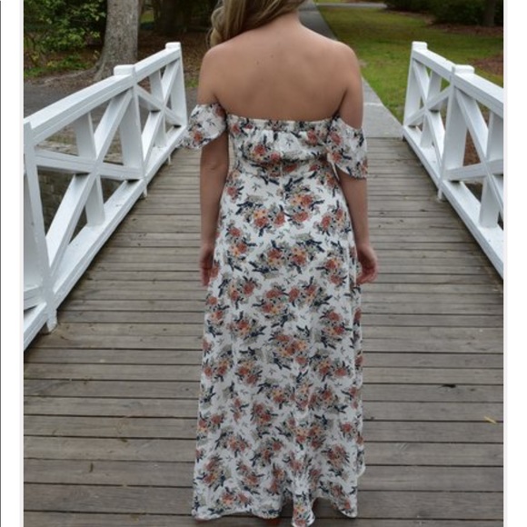 Run Away Floral Dress - Picture 4 of 4