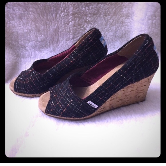 TOMS Shoes - Tom wedges