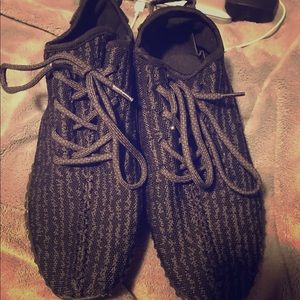 Yeezy's Size 10
