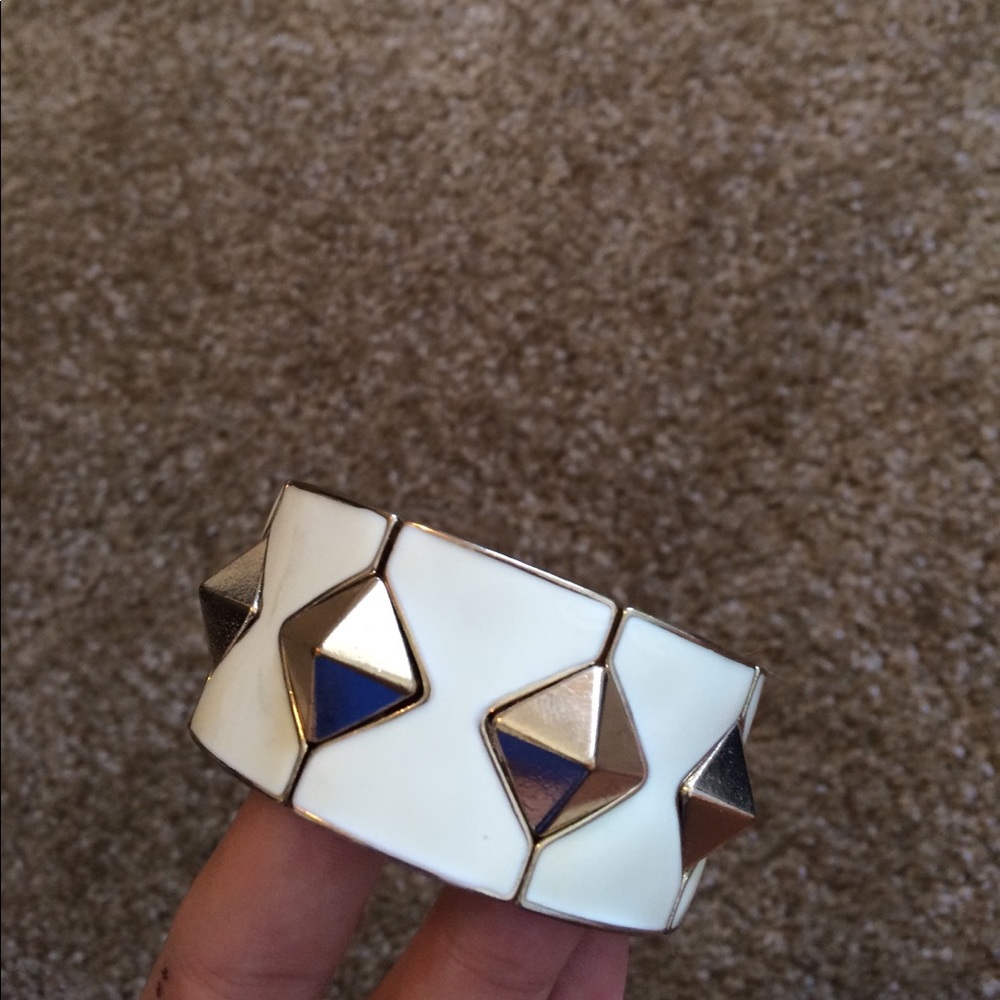 stretchy metal bracelet