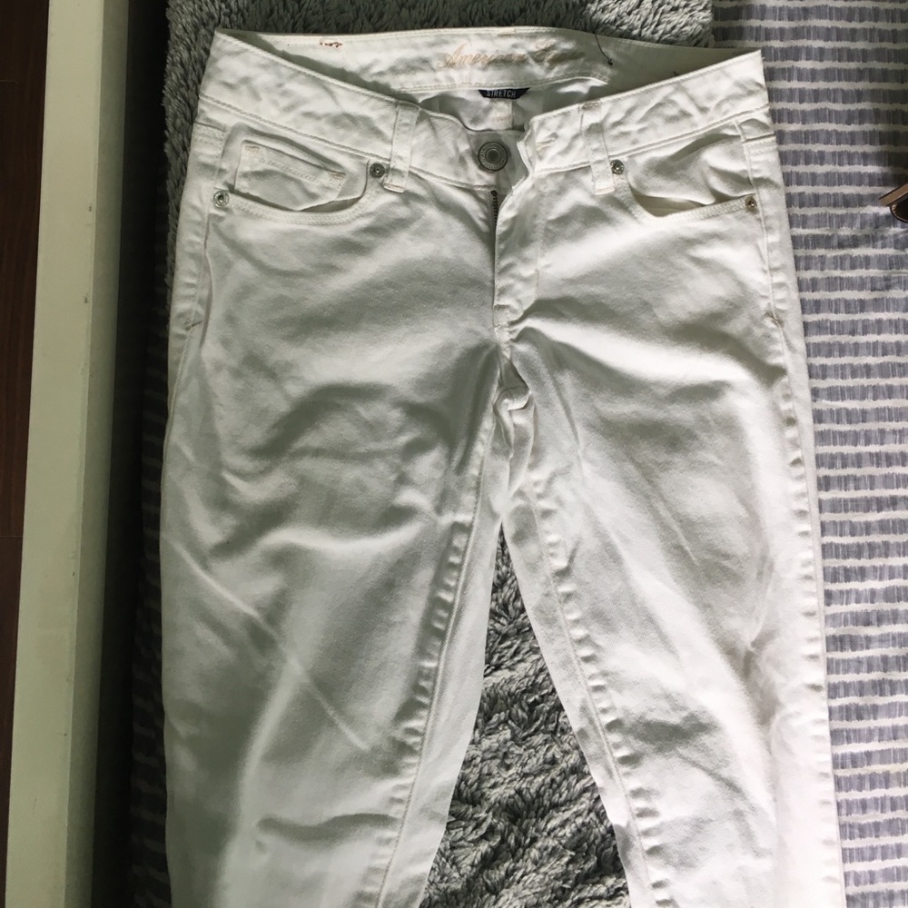 white american eagle jeans