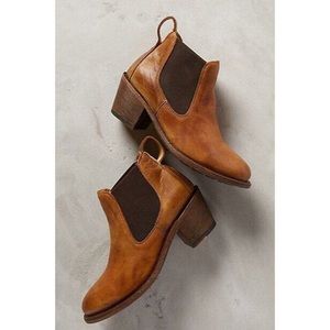 Anthropologie NWOT Andina Booties