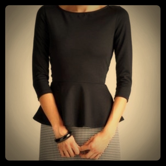 Green envelope black peplum top - Picture 1 of 2