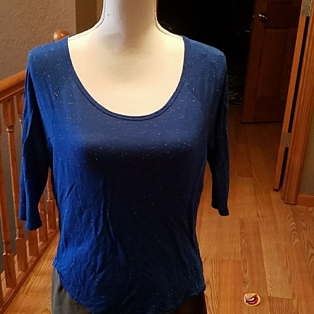 Elbow sleeve length Top sz M, blue