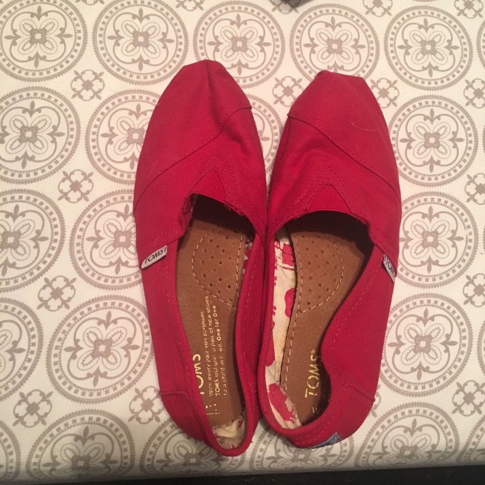 Red Toms Classic Slip-ons