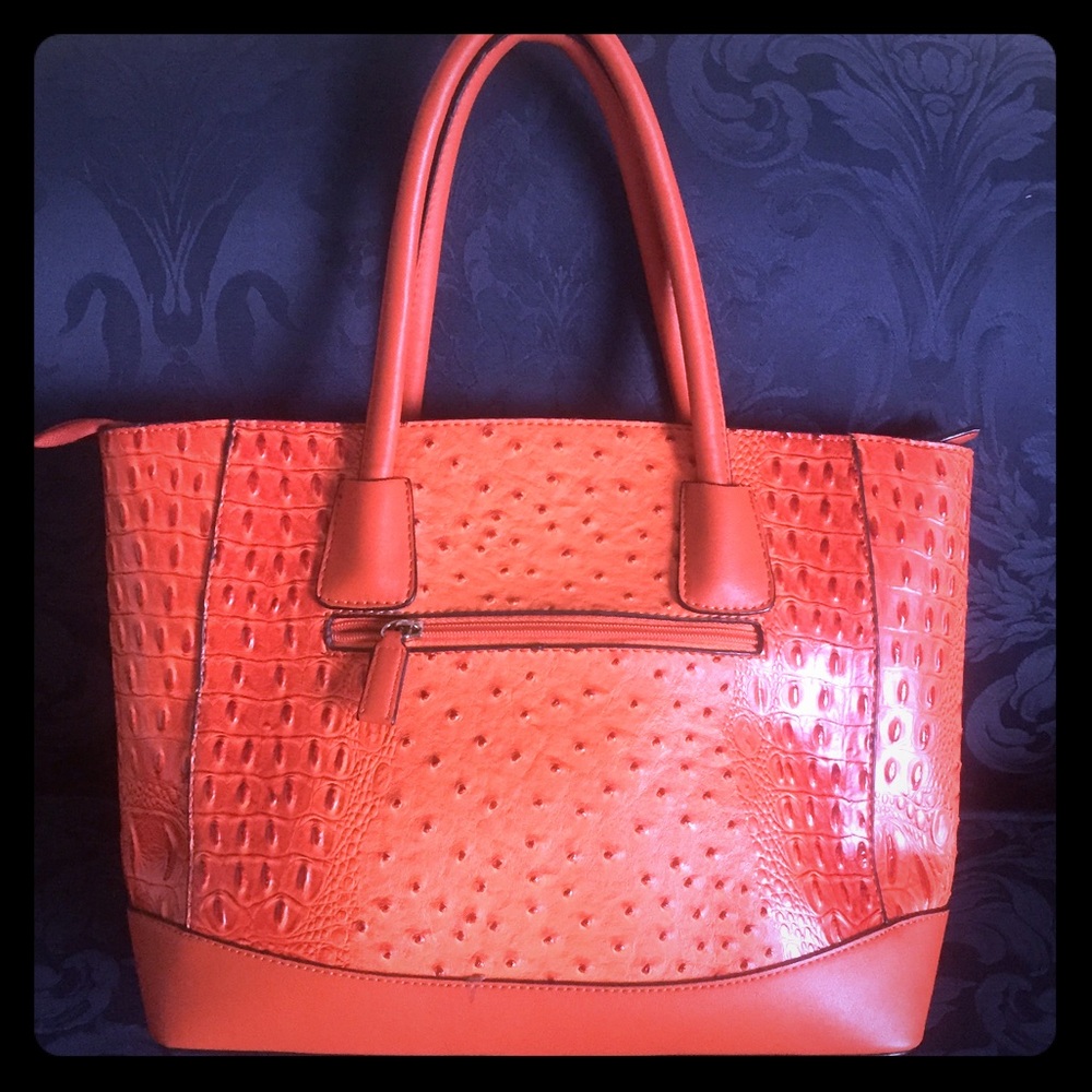 Handbag - Picture 2 of 2