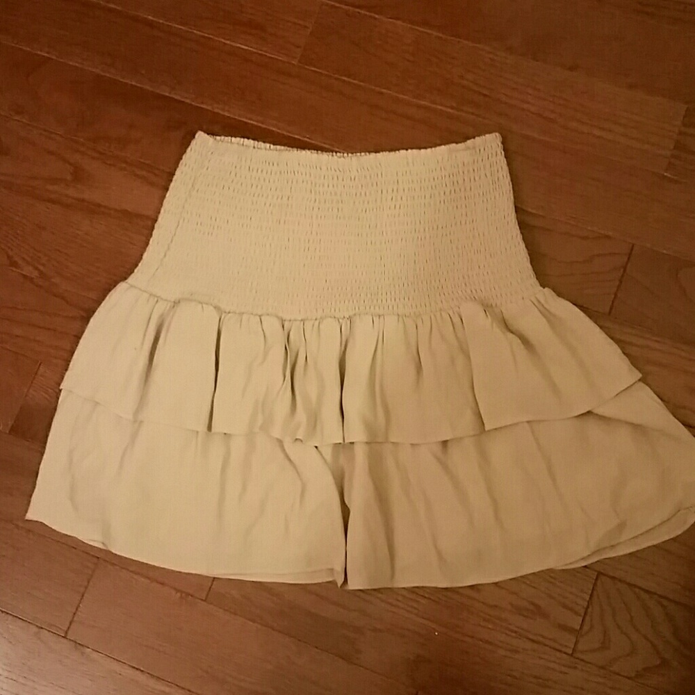 Bannana republic ruffle skirt