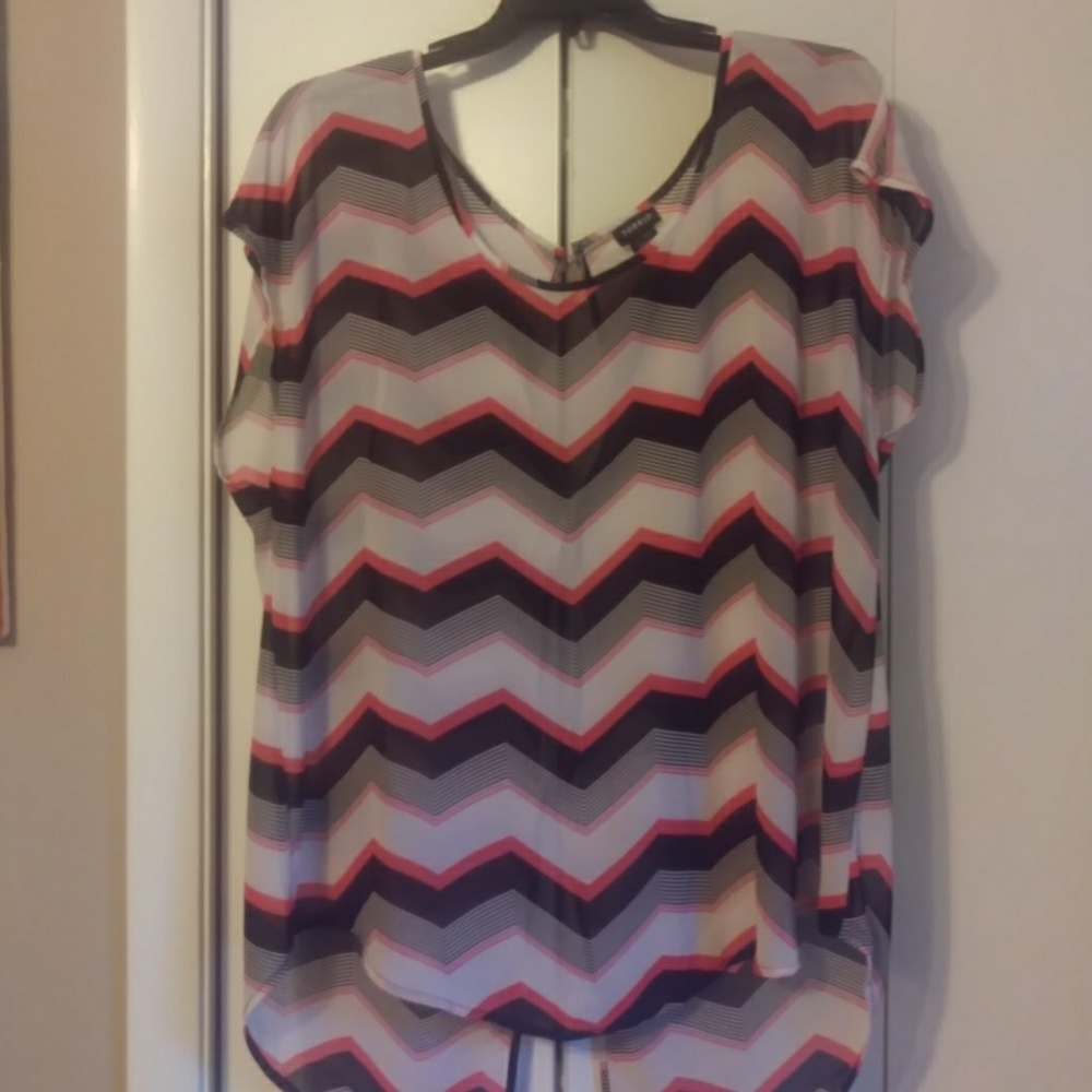 Torrid Hi-lo chiffon top