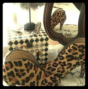 Animal print peep toe shoes wore one time