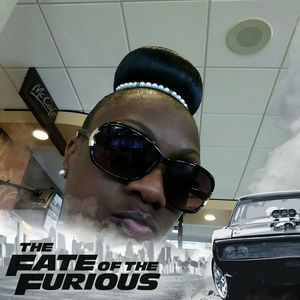 Meet your Posher, Carolyn