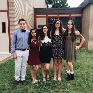 Meet your Posher, Rachel