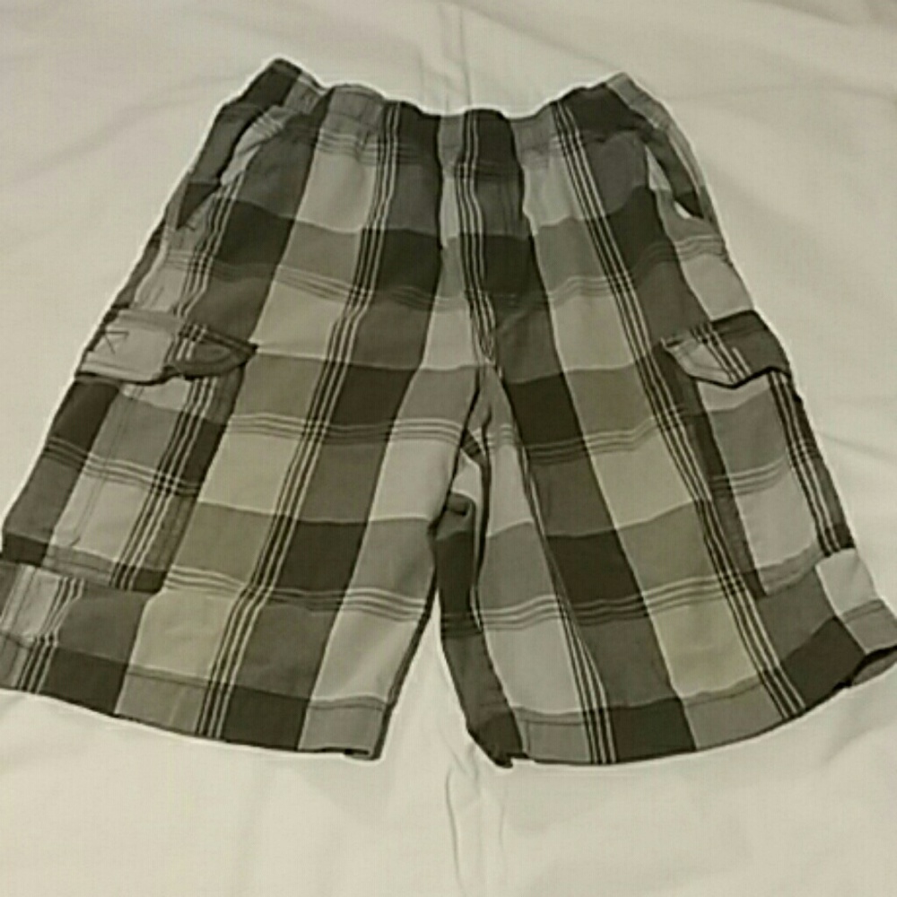 Little boys size 14-16 plaid Gray long shorts