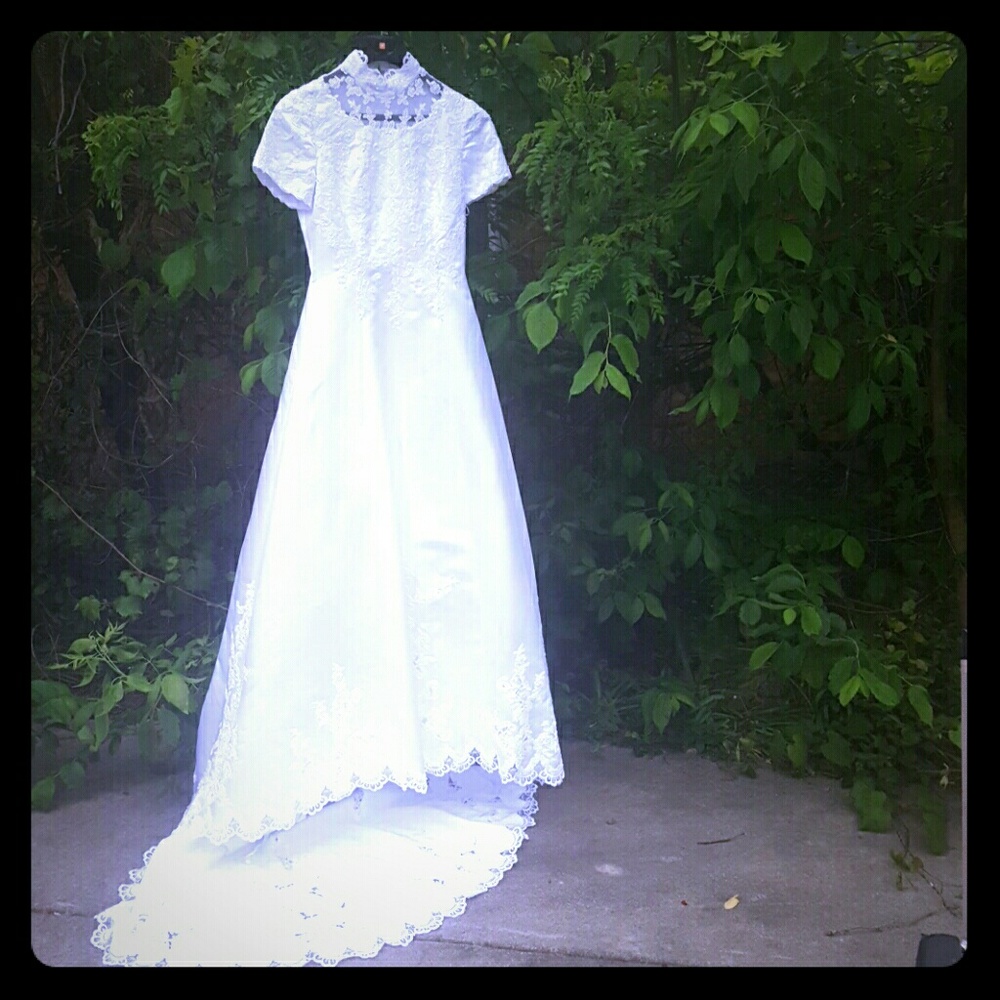 Wedding dress