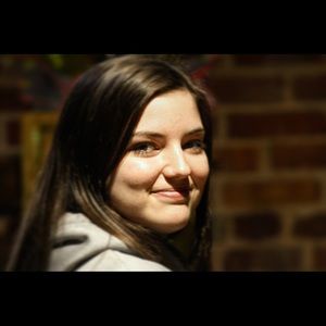 Meet your Posher, Elise