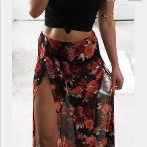 🔥NWT Skirt🔥