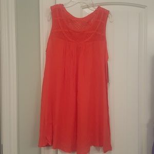 Liz Lange Maternity Top Medium