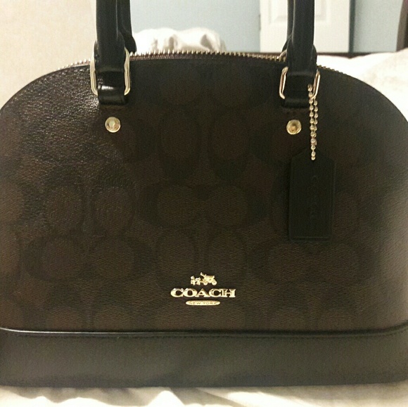 BRAND NEW Authentic coach leather - Picture 2 of 4