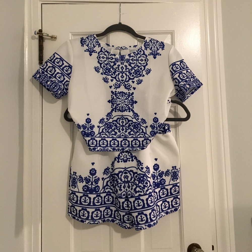 Two-Piece Set