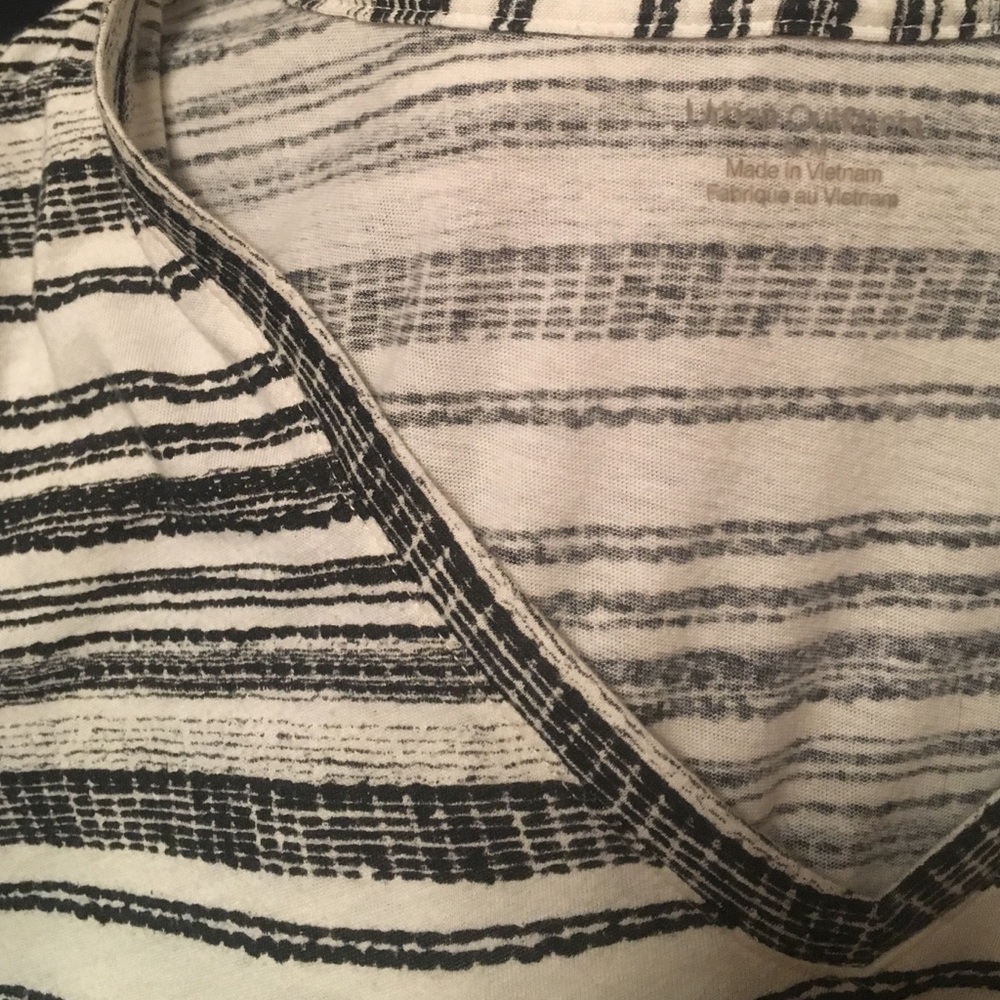 Brand New Urban Outfitters V Neck Size M