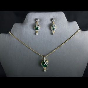 Pendant Set