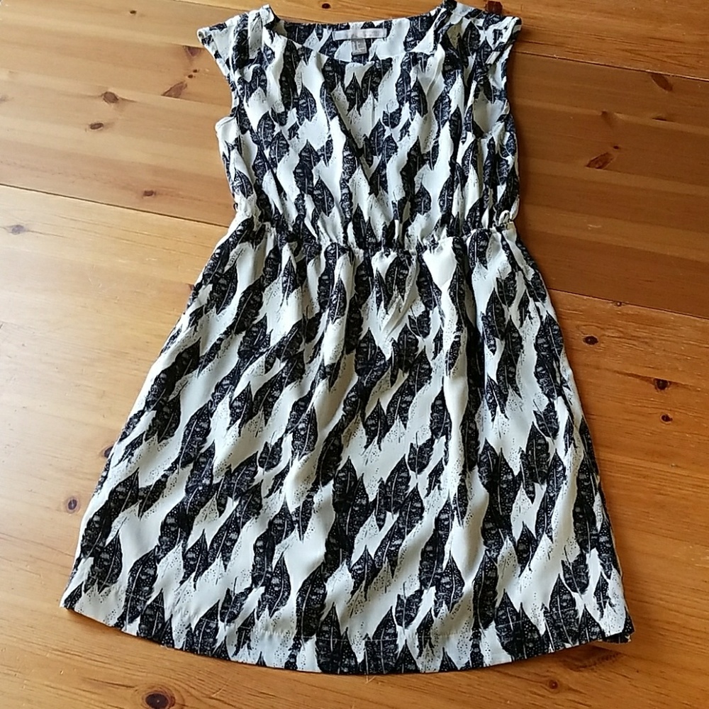 Black & White Feather Forever 21 Summer Dress