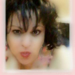 Meet your Posher, Pauline