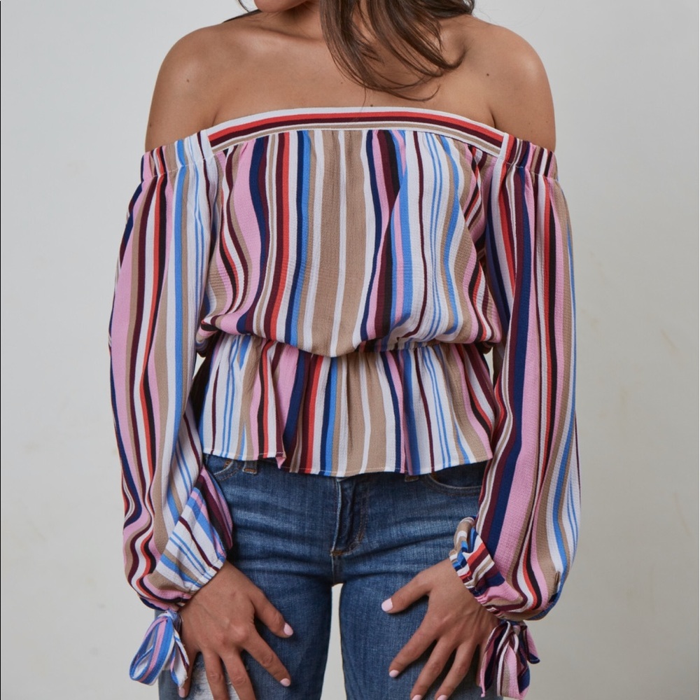 Cold shoulder Stripe Top