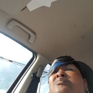 Meet your Posher, Latonia