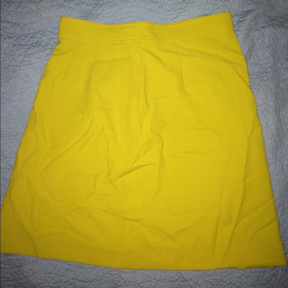 Green mini pencil skirt