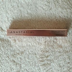 Anastasia beverly hills brow definer