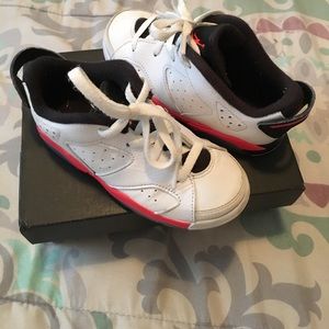 Toddler Jordan 6 retro low