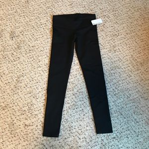 NWT Fabletics leggings