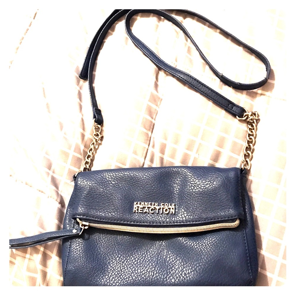 Kenneth Cole Reaction Purse!