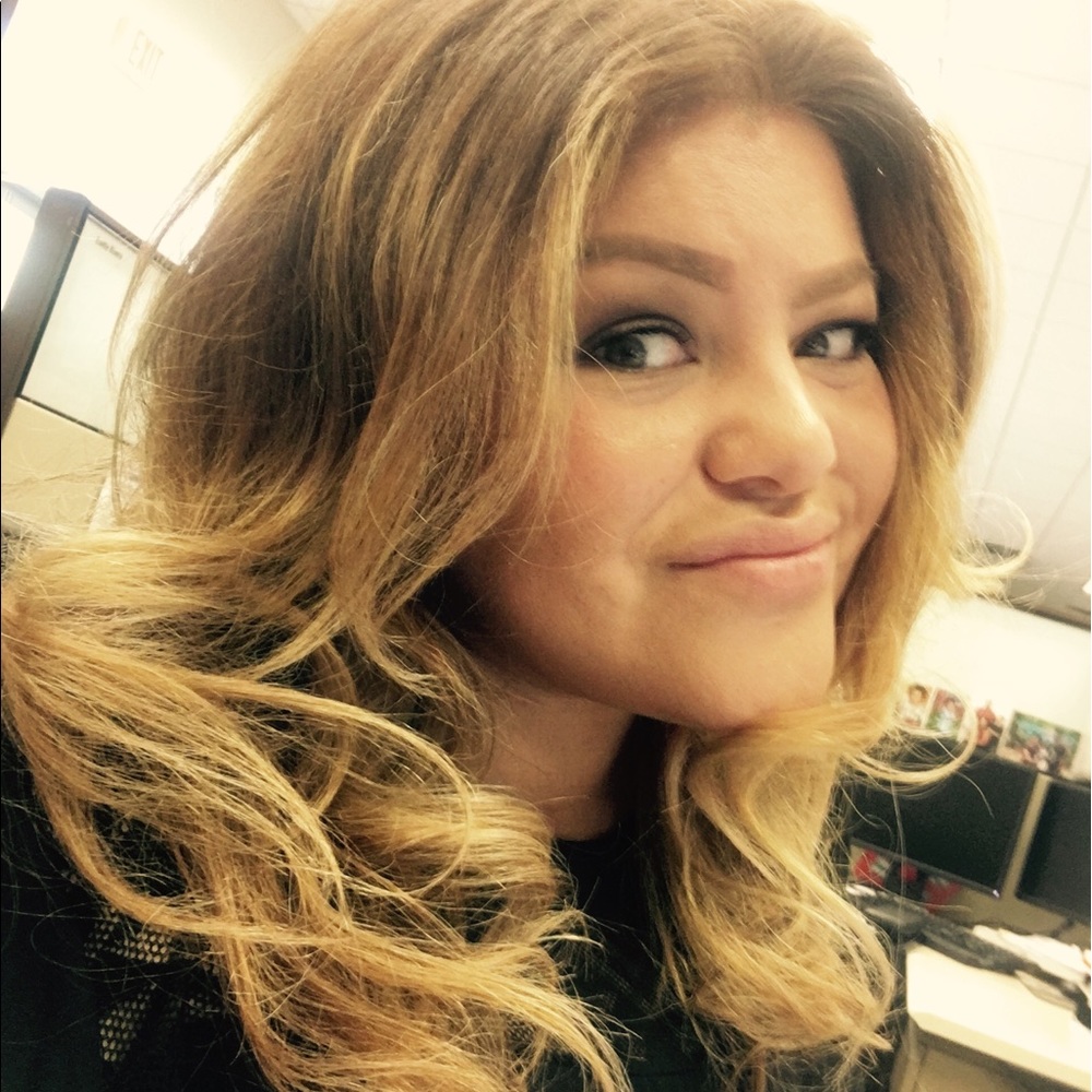 Meet your Posher, Pamela