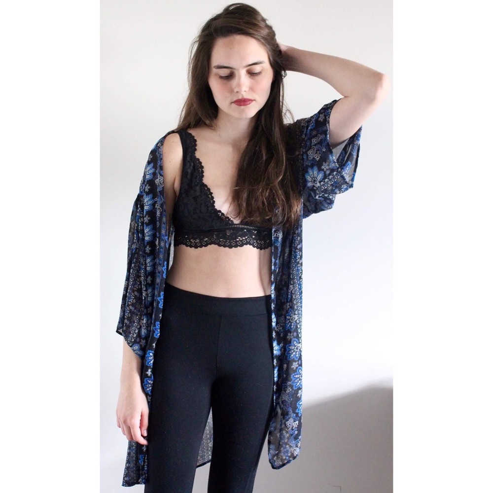 🖤💙 Black & Blue Patterned Open-Front Tunic 🖤💙 - Picture 2 of 4