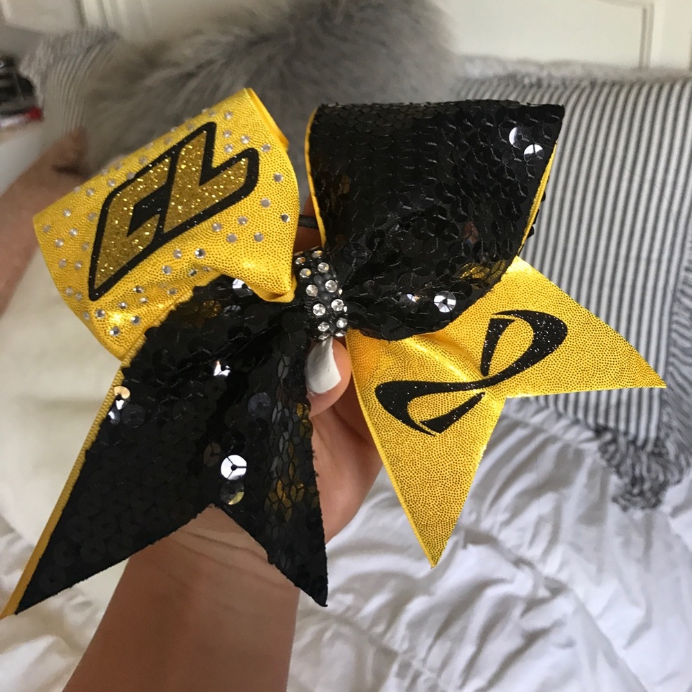 Champions League SIGNED bow