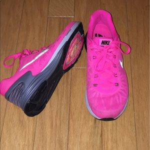 Nike lunarglide sneakers