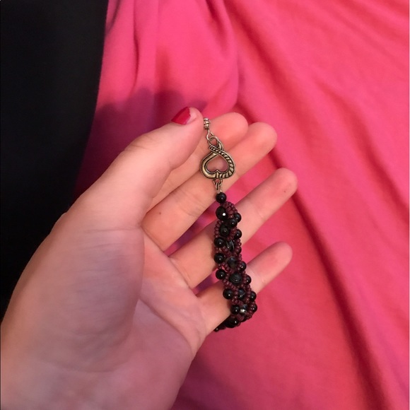 Handmade loop bracelet 🔴 - Picture 3 of 4