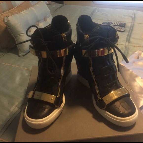 Giuseppe Zanotti Shoes - Women's authentic Giuseppe Zanotti