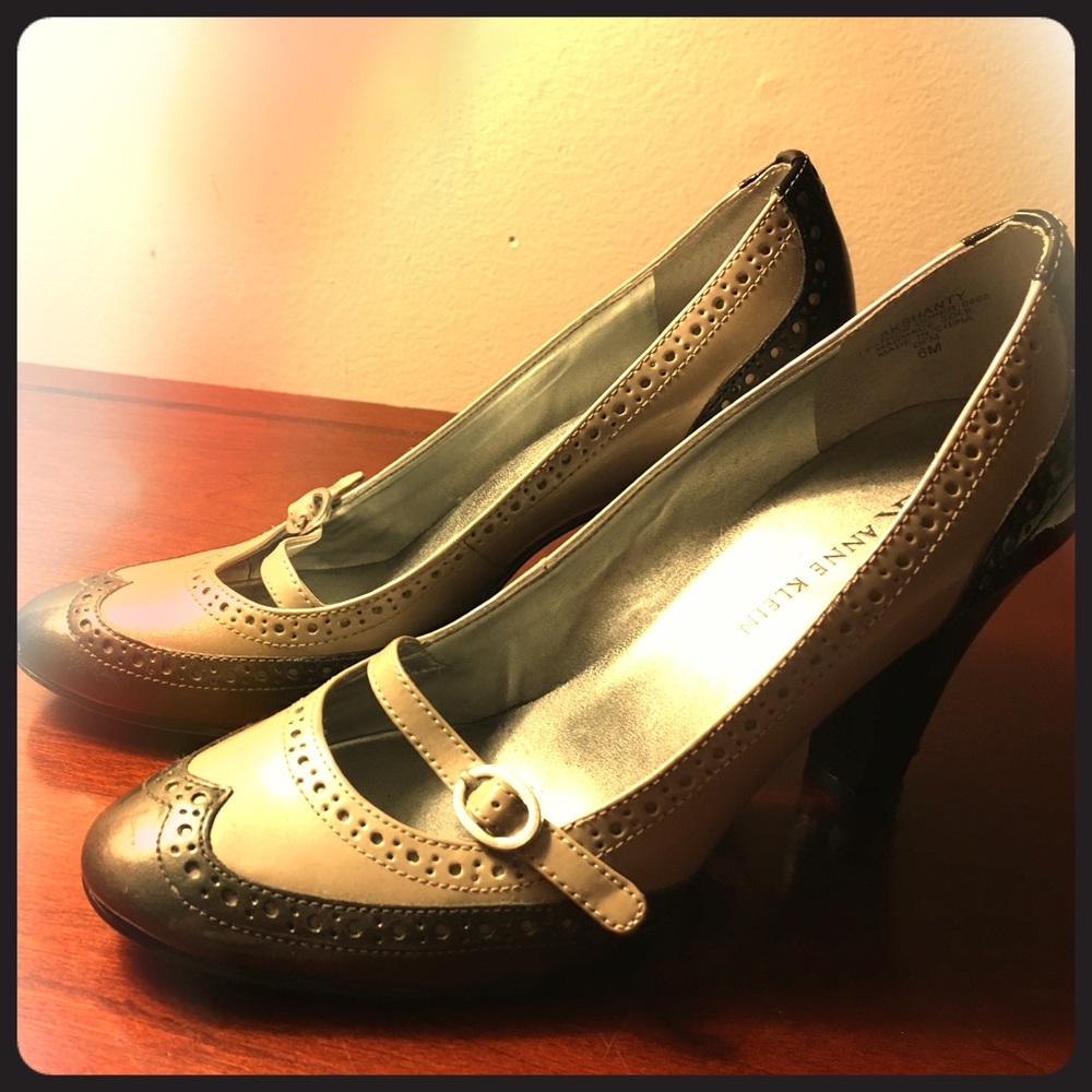 Anne Klein Spectator pumps size 6