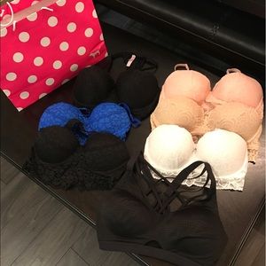 Lot of Victoria secret pink bras and Vs sports bra