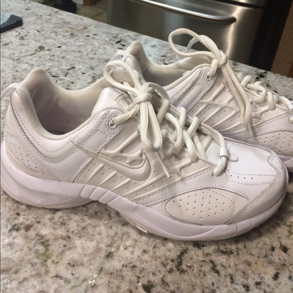 Nike woman's size 6