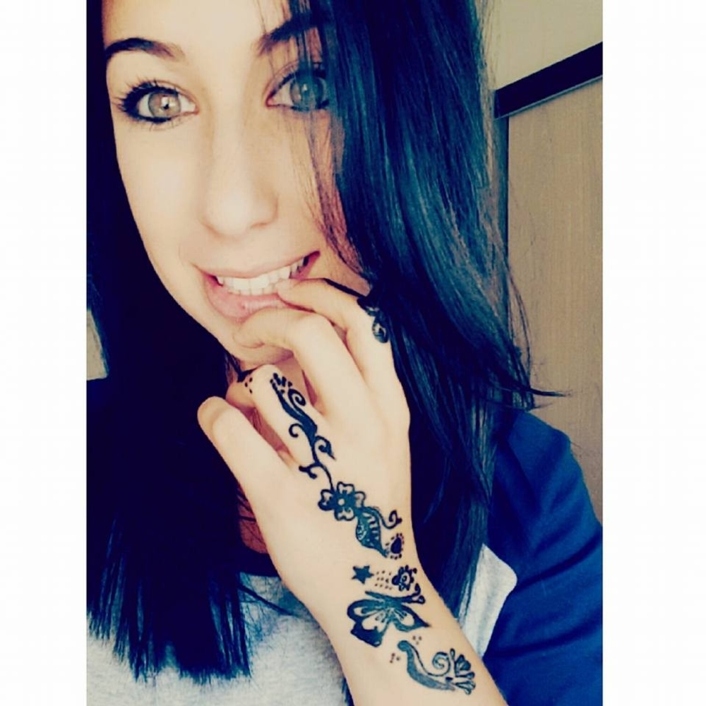 Meet your Posher, Amber