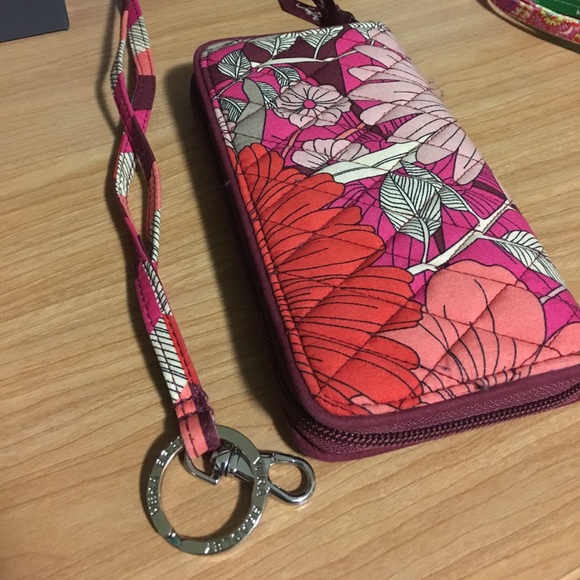 Vera Bradley Bohemian Bloom wallet and landyard - Picture 5 of 5