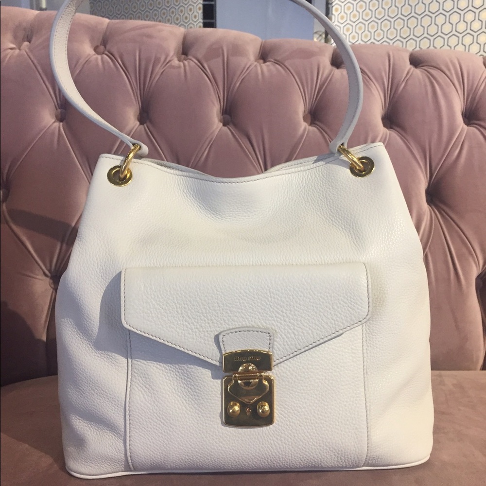 😍🆕Miu Miu Shoulder Bag!