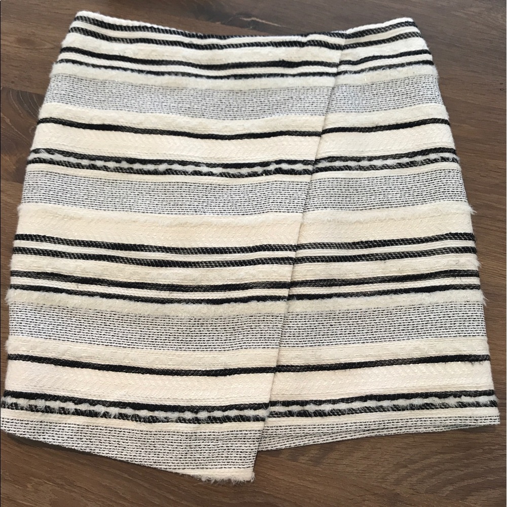 H&M tweed mink skirt